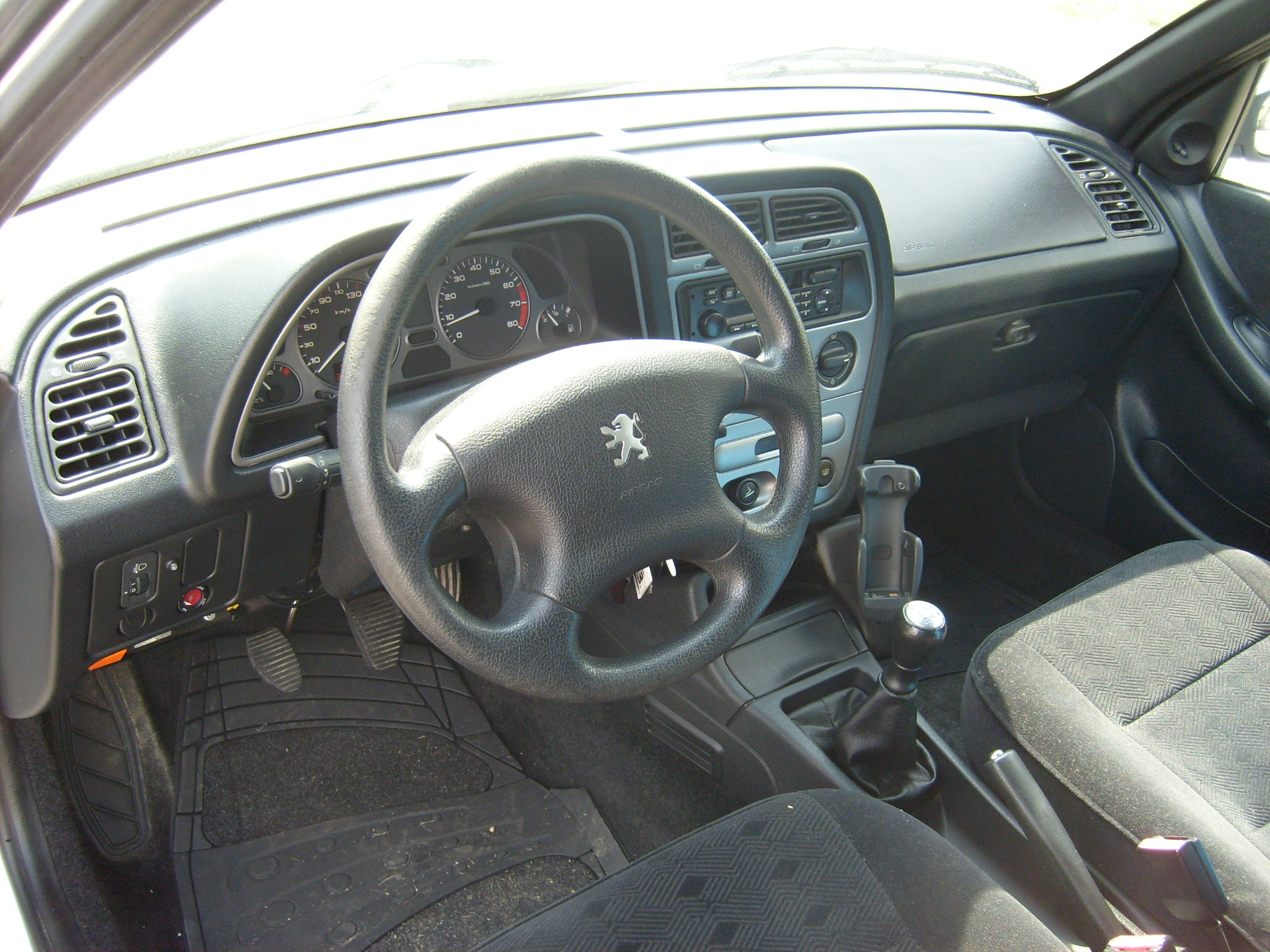 File:Peugeot 306 rear 20080822.jpg - Wikipedia